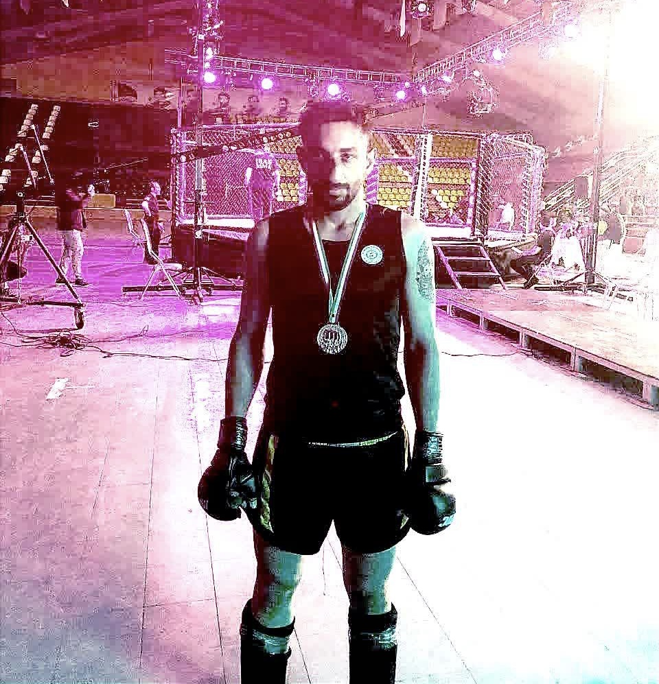 رزمی کار دهاقانی جایگاه دوم اولین دوره مسابقات MMA اصفهان را کسب کرد