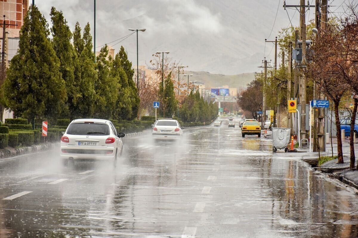 بارش‌های سیل‌آسا در اصفهان؛ دهاقان با 21.9 میلی‌متر بیشترین بارندگی را تجربه کرد